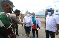 Gubernur Lukas Tinjau Kesiapan Venue di Mimika